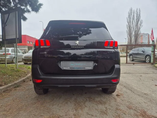 Peugeot 5008 1.5 BlueHDi 130k Active – fotografia 6 z 15
