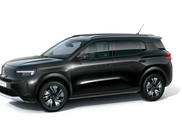 Opel Frontera Ultimate Hybrid 48V e-DCT – fotografia 2 z 7