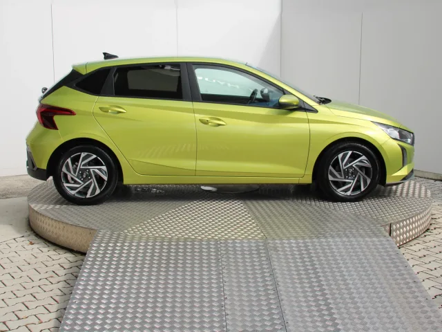 Hyundai i20 Family 1.0 T-GDi – fotografia 5 z 15
