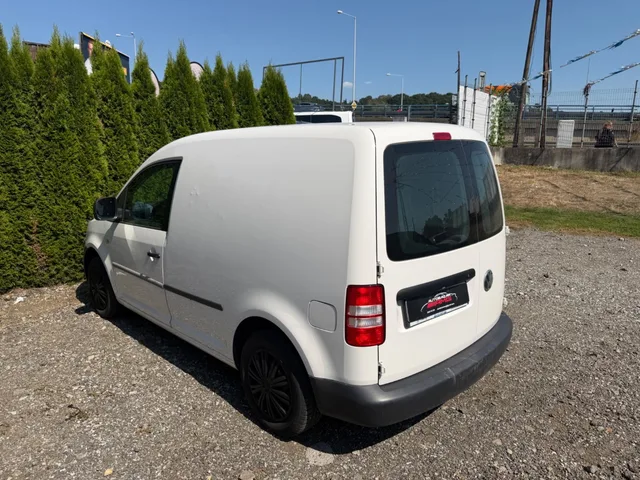 Volkswagen Caddy Life 1.6 TDI Trendline – fotografia 6 z 13