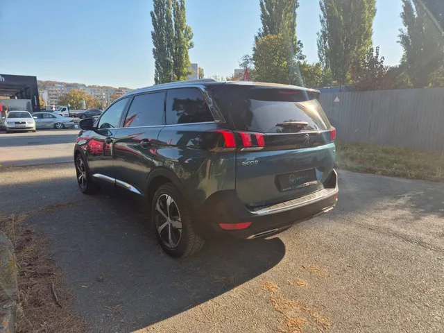 Peugeot 5008 1.6 PureTech 180 GT Line – fotografia 5 z 15