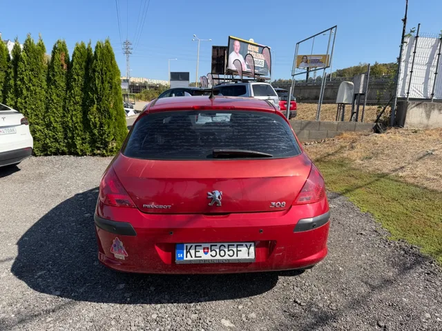 Peugeot 308 1.6 16V VTi – fotografia 4 z 15