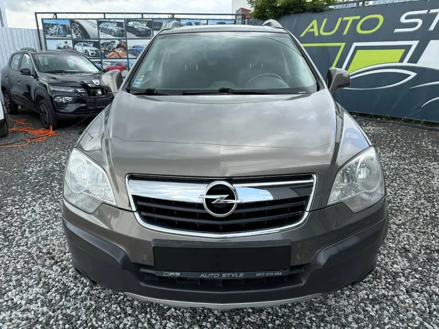 Opel Antara 2.0 CDTI 4x4 Cosmo – fotografia 4 z 15