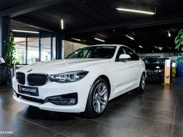 BMW 320d GT xDrive – fotografia 3 z 15