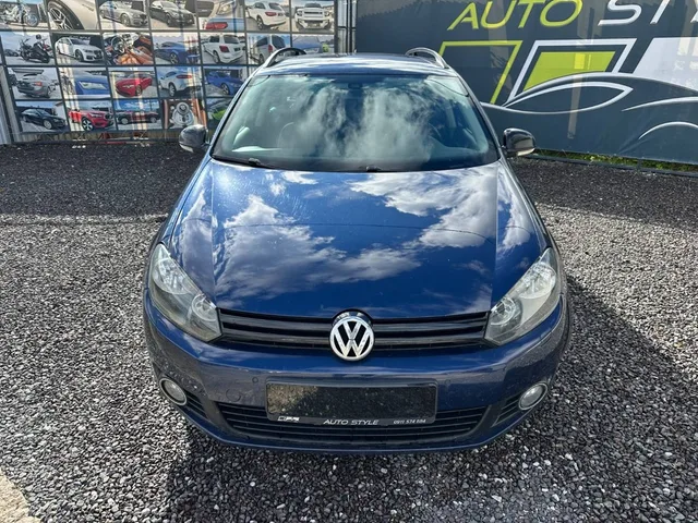 Volkswagen Golf Variant 2.0 TDI Highline – fotografia 3 z 15