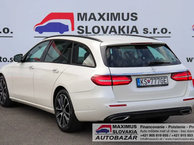 Mercedes-Benz E 220 d 4MATIC Kombi – fotografia 5 z 15