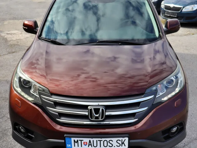 Honda CR-V 2.2 i-DTEC Lifestyle 4x4 – fotografia 4 z 15