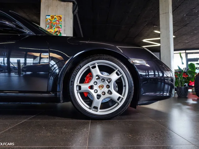 Porsche 911 997.1 Carrera Coupe 3.6 – fotografia 4 z 15