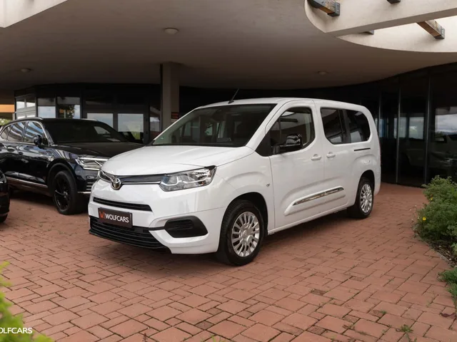Toyota Proace City Verso Long 1.5D 100k Shuttle – fotografia 3 z 15