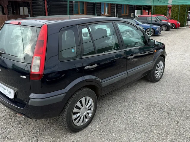 Ford Fusion 1.6 TDCi Comfort – fotografia 4 z 15