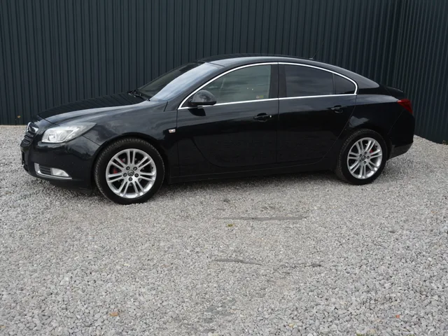 Opel Insignia 2.0 CDTI – fotografia 3 z 15