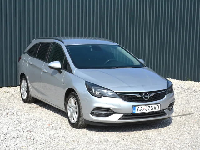 Opel Astra ST 1.5 CDTi – fotografia 4 z 15