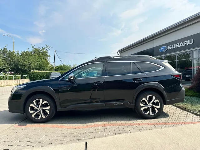 SUBARU OUTBACK 2,5i CVT Premium – fotografia 4 z 12