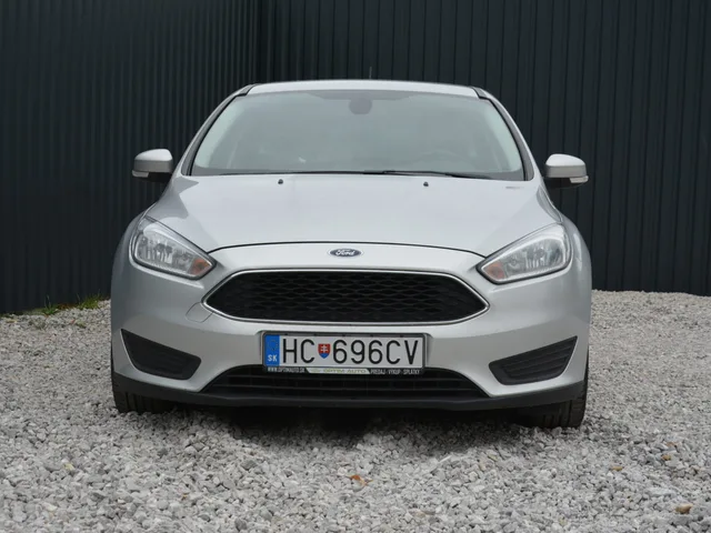 Ford Focus 1.5 – fotografia 3 z 15