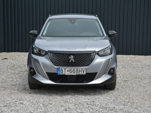 Peugeot 2008 1.5 BlueHDi Allure A/T – fotografia 4 z 15