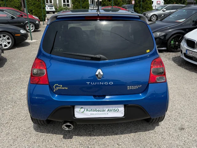 Renault Twingo 1.6 16V Sport – fotografia 5 z 15