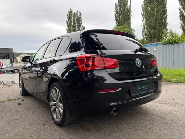 BMW Rad 1 116d Advantage A/T – fotografia 5 z 15