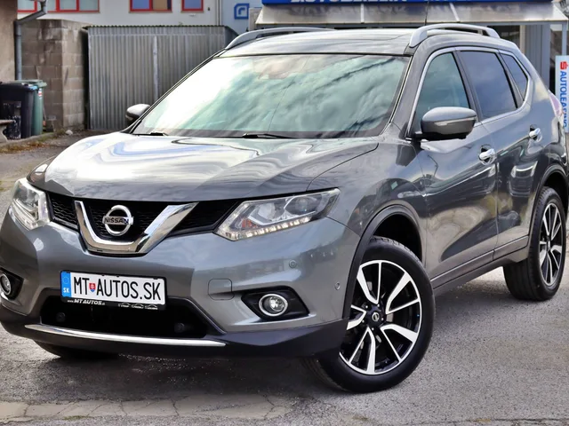Nissan X-Trail 2.0 dCi Tekna 4x4 – fotografia 2 z 15