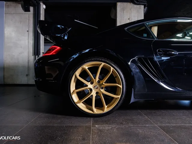 Porsche Cayman 987 2.7 – fotografia 5 z 15