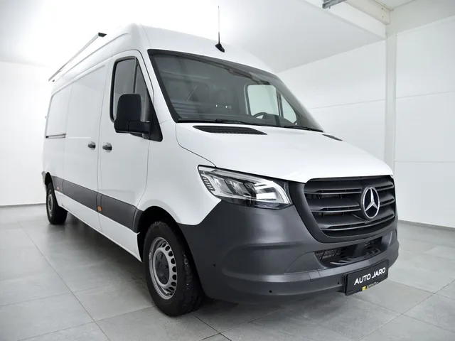 Mercedes-Benz Sprinter 215 CDI L2H2 FWD 9G-Tronic – fotografia 2 z 15
