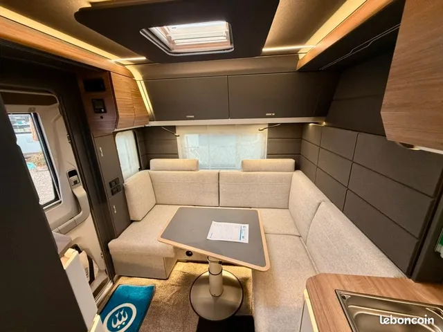 Knaus Azur 460 EU – fotografia 6 z 13