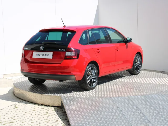 Škoda Rapid 1.0 TSI 70 kW – fotografia 5 z 15