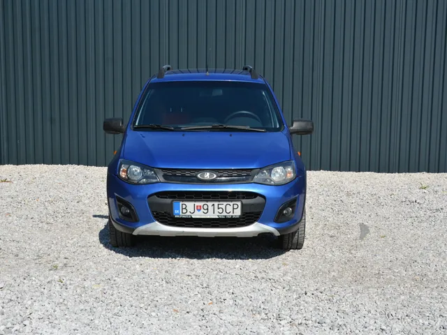 Lada Kalina 1.6 Cross – fotografia 5 z 15
