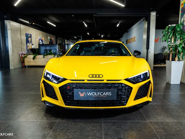 Audi R8 V10 Performance Coupe 5.2 FSI quattro – fotografia 2 z 15
