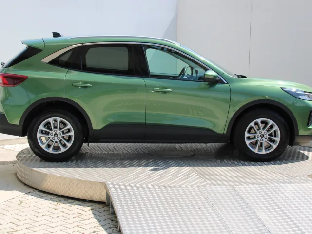 Ford Kuga 1.5 EcoBoost Titanium – fotografia 6 z 15
