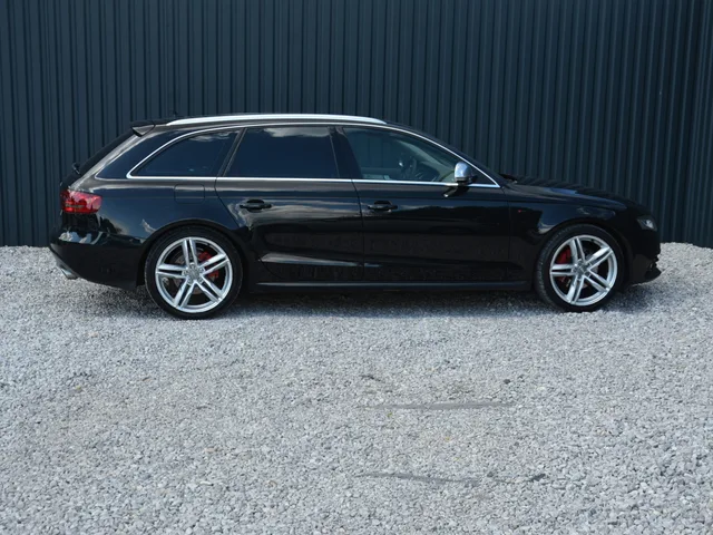 Audi A4 Avant 3.0 TDI quattro – fotografia 5 z 15