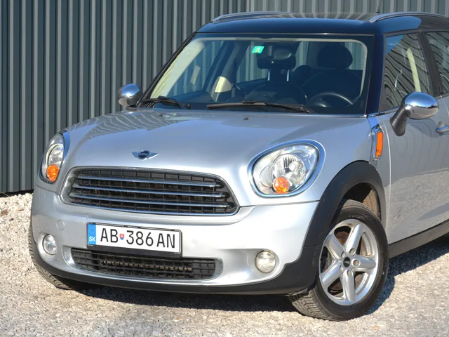 Mini Countryman 1.6 D Cooper D All4 – fotografia 2 z 15