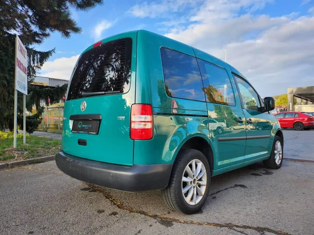 Volkswagen Caddy Kombi 1.6 TDI – fotografia 5 z 15