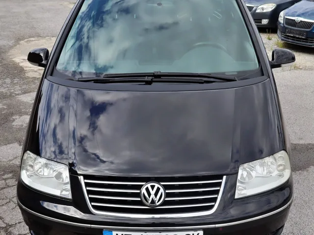 Volkswagen Sharan 1.9 TDI Sportline – fotografia 4 z 15