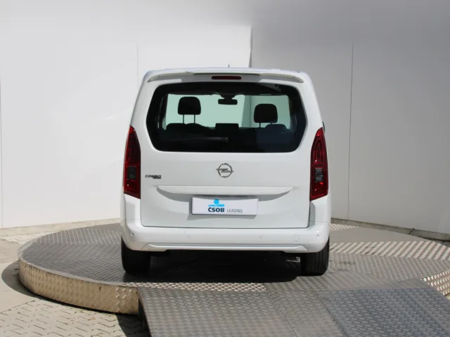 Opel Combo Life 1.2 T 81 kW – fotografia 4 z 15