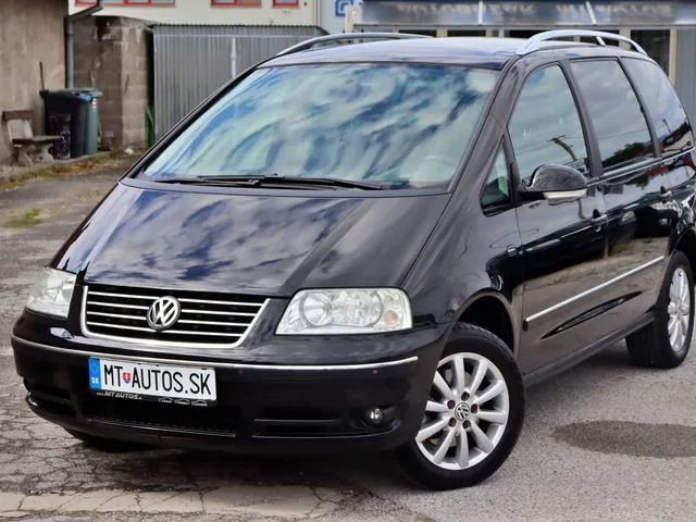 Volkswagen Sharan 1.9 TDI Sportline – fotografia 2 z 15
