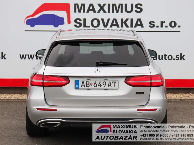 Mercedes-Benz E 200 d Kombi 9G-Tronic – fotografia 6 z 15