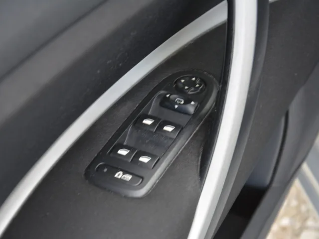 Citroën C5 1.6 HDi – fotografia 5 z 15
