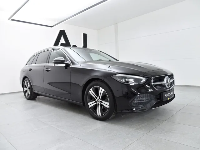 Mercedes-Benz Trieda C Kombi 200d mHEV Avantgarde 9G-Tronic – fotografia 4 z 14