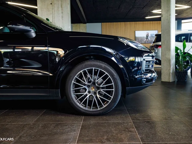 Porsche Cayenne 3.0 V6 4x4 – fotografia 4 z 15