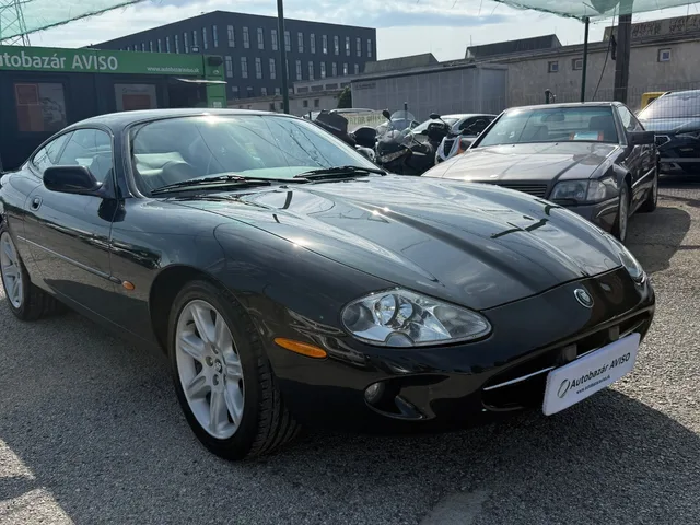 Jaguar XK 4.0 Coupé – fotografia 3 z 15