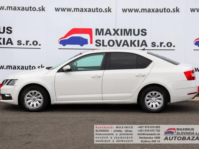 Škoda Octavia 1.6 TDI Ambition – fotografia 4 z 15
