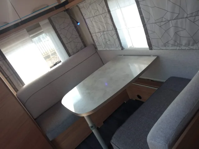 Knaus Sport 400 QD – fotografia 6 z 15