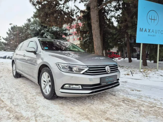 Volkswagen Passat Variant 2.0 TDI Highline DSG – fotografia 2 z 15