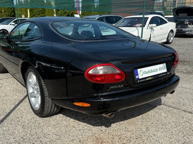 Jaguar XK 4.0 Coupé – fotografia 4 z 15