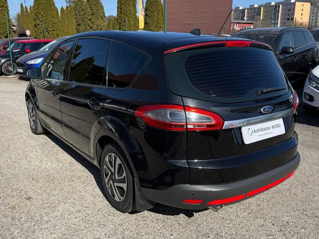 Ford S-Max 2.0 TDCi Titanium A/T – fotografia 4 z 15