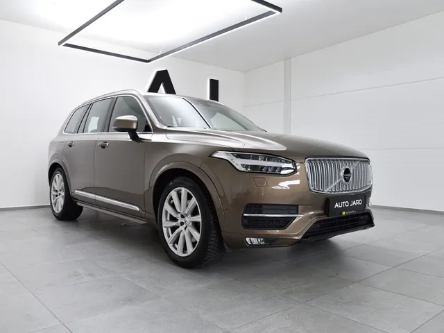 Volvo XC90 2.0 B4 AWD Inscription A/T – fotografia 5 z 15