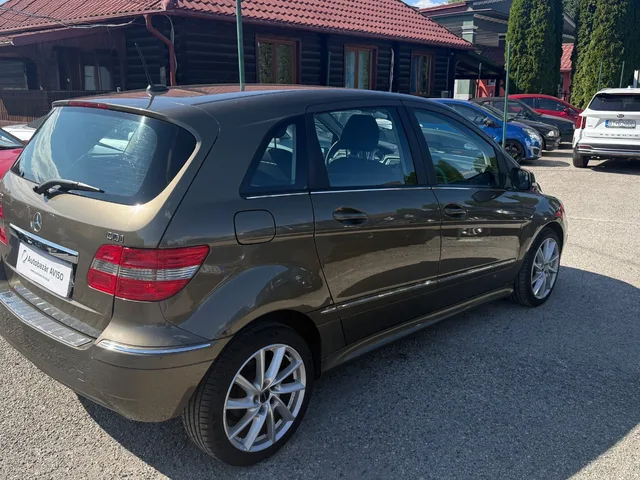 Mercedes-Benz B trieda 180 CDI Sport – 4. fotó (összesen 15)