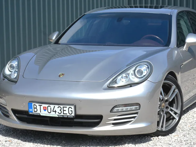 Porsche Panamera 4S 4.8 4x4 – 3. fotó (összesen 10)