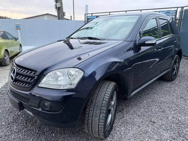 Mercedes-Benz M-Class 320 CDI – fotografia 6 z 15