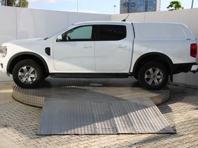 Ford Ranger 2.0 EcoBlue XLT 4x4 – fotografia 3 z 15